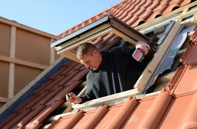 Pose de fenêtres de toit Velux à Connac